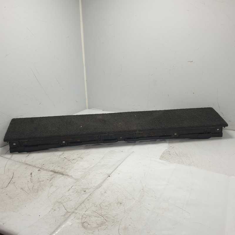 51.47-7012237 Rivestimento portellone inferiore moquette Range Rover L322 3.6 TD V8 2010 automat.