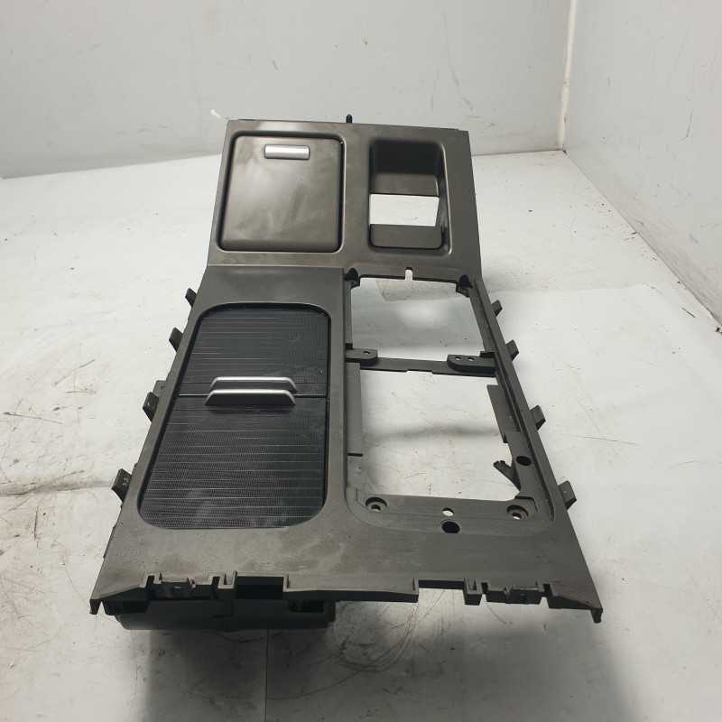 LR031303 rivestimento console centrale Range Rover L322 3.6 TD V8 2010 con vano portabevande e posacenere