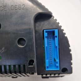 8E0920900K Quadro strumenti contachilometri Audi A4 Avant 8E5 1.9TDI 2001-06