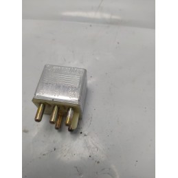 0015420219 relè generico Mercedes R107 W123 W124 W126 R170 W201 1971-93 