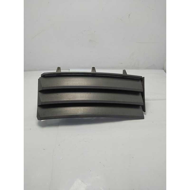 LR011352 Mascherina modanatura parafango ant dx Range Rover L322 3.6 TD V8 2010 automat.