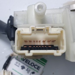 GJ6E661B1A Devioluci deviosgancio leve comando Mazda 6 2.0D RF 2008