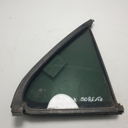 835613E010 vetro fisso portiera post SX Kia Sorento MK1 JC 2002-06 oscurato