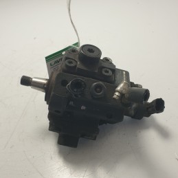 0055193731 pompa carburante iniezione alta pressione Opel Astra H GTC 1.9 CDTI 88 KW 2004-12 Bosch