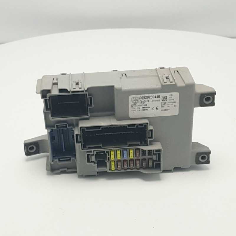 CENTRALINA ECU SCATOLA PORTAFUSIBILI BODY COMPUTER MODULO CONTROLLO LANCIA YPSILON 520239440
