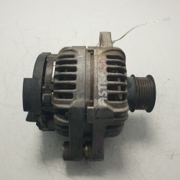 13229992 alternatore Opel Astra H GTC 1.9 CDTI 88 KW 2004-12 140A Bosch