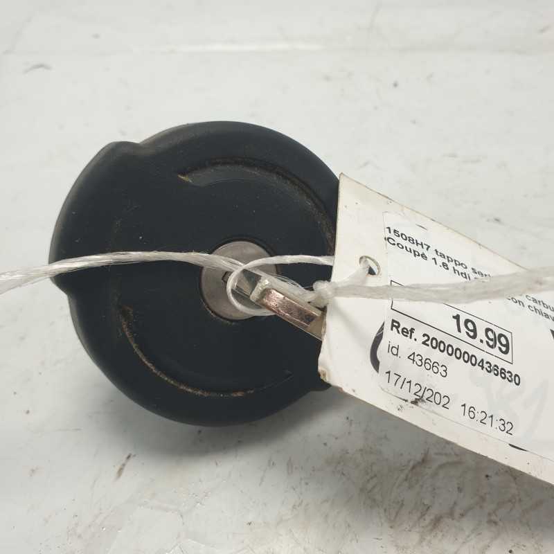 1508H7 tappo serbatoio carburante Citroen C4 Coupè 1.6 hdi 2007 con chiave