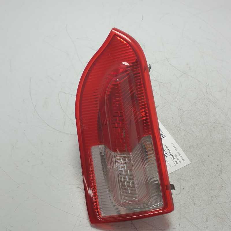13226854 stop faro fanale post SX Opel Insignia G09 2.0 CDTI Tourer 118 KW 2010 interno portellone