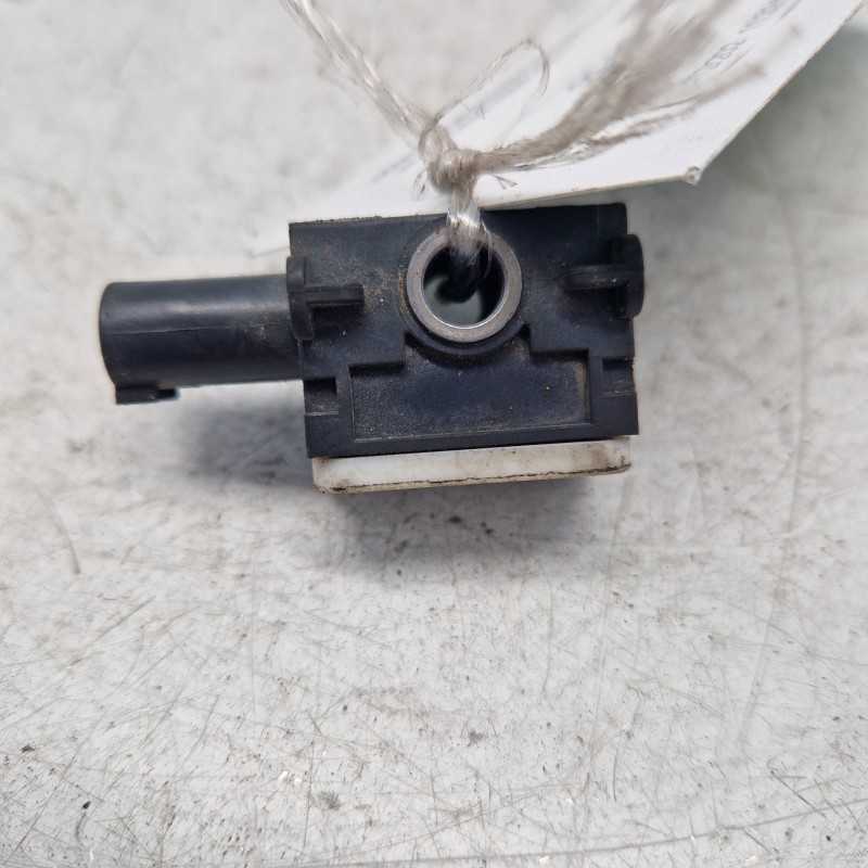 0038202826 Sensore urto crash Mercedes W164 W221 W639 W906 2005-11