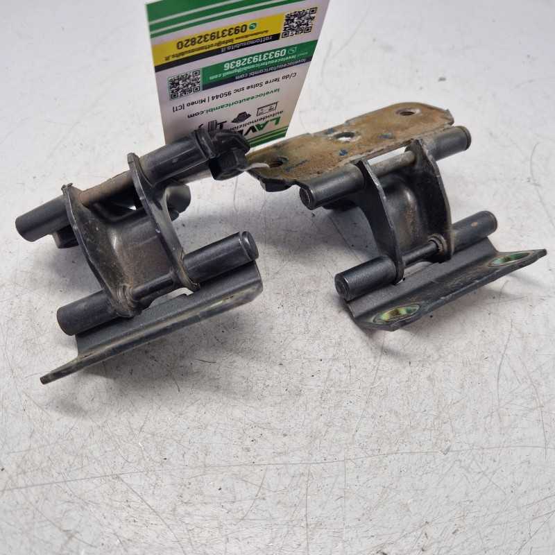 04589059AD Cerniere sx dx portellone posteriore Jeep Grand Cherokee II WJ WG 4X4 1999-05