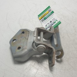 5822A021 Cerniera superiore portellone bagagliaio Mitsubishi Pajero III V60 3.2 DI-D 2000-07