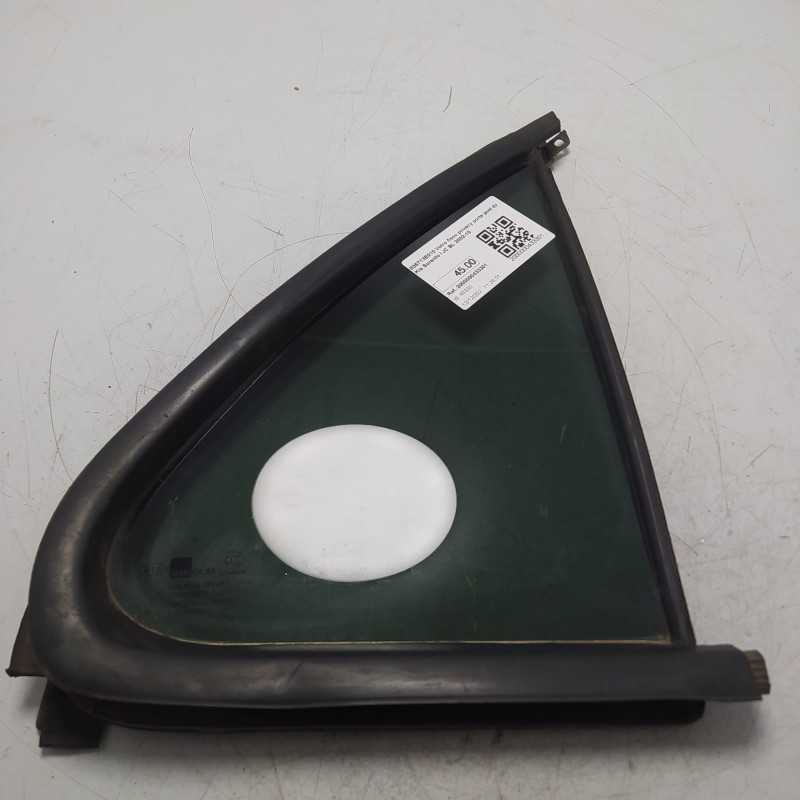 835713E010 Vetro fisso privacy porta post dx Kia Sorento I JC BL 2002-10