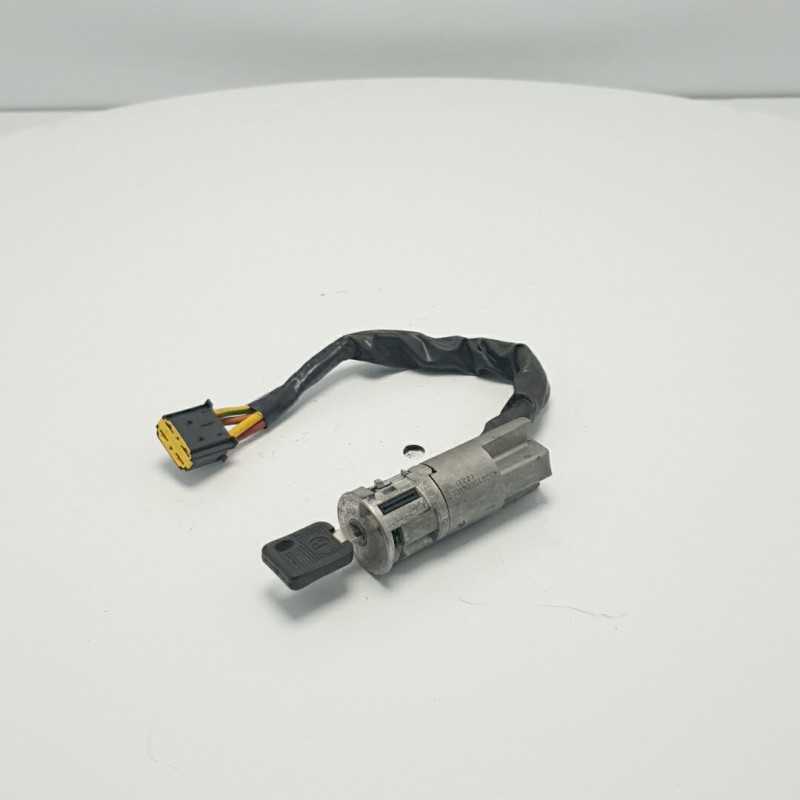 BLOCCHETTO ACCENSIONE IGNITION SWITCH CON CHIAVE RENAULT TWINGO MK1 1.2 B 433815RENAULT BLOCCHETTO ACCENSIONE IGNITION SWITCH CON CHIAVE RENAULT TWINGO MK1 1.2 B 433815RENAULT
