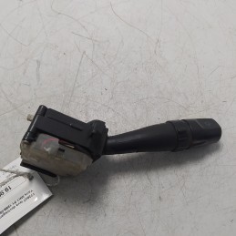 173647 leva deviosgancio tergicristalli Toyota Yaris MK1 P1 1999-05