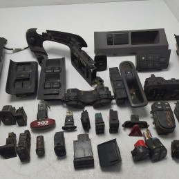 Stock interruttori pulsanti varie funzioni varie marche e modelli auto 