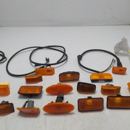 Stock frecce indicatori direzione laterali varie marche e modelli assortiti x34 pezzi