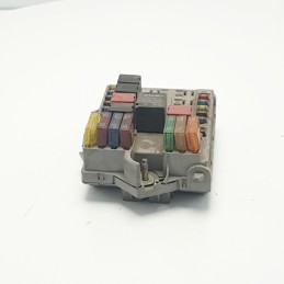CENTRALINA ECU SCATOLA PORTAFUSIBILI MODULO CONTROLLO FIAT PUNTO 2° SERIE 188 1.2 B 8 V 60 CV 46760255