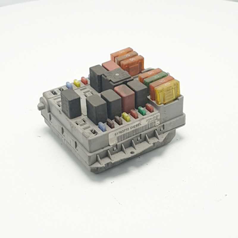 CENTRALINA ECU SCATOLA PORTAFUSIBILI MODULO CONTROLLO FIAT DOBLO' 51763772 CENTRALINA ECU SCATOLA PORTAFUSIBILI MODULO CONTROLLO FIAT DOBLO' 51763772