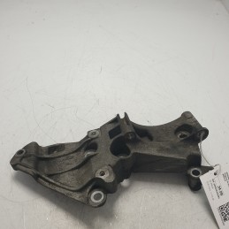 8200365097 staffa supporto alternatore Renault Megane Scenic MK2 BM0/1 1.5 DCI 8V 106 CV 2002-10
