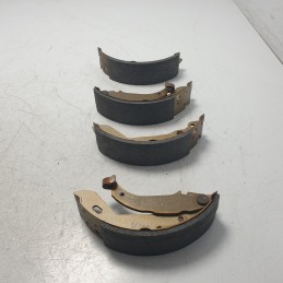 SF242 ganasce freni posteriori Renault Clio MK1 5/357, B/C57 R5 R9 R11 Supercinque 1980-98