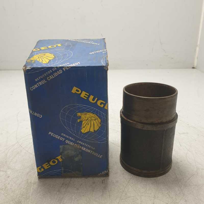 011039 camicia canna cilindro e pistone Peugeot epoca fondo magazzino diam 70 mm 83 mm esterno 122 mm lunghezza