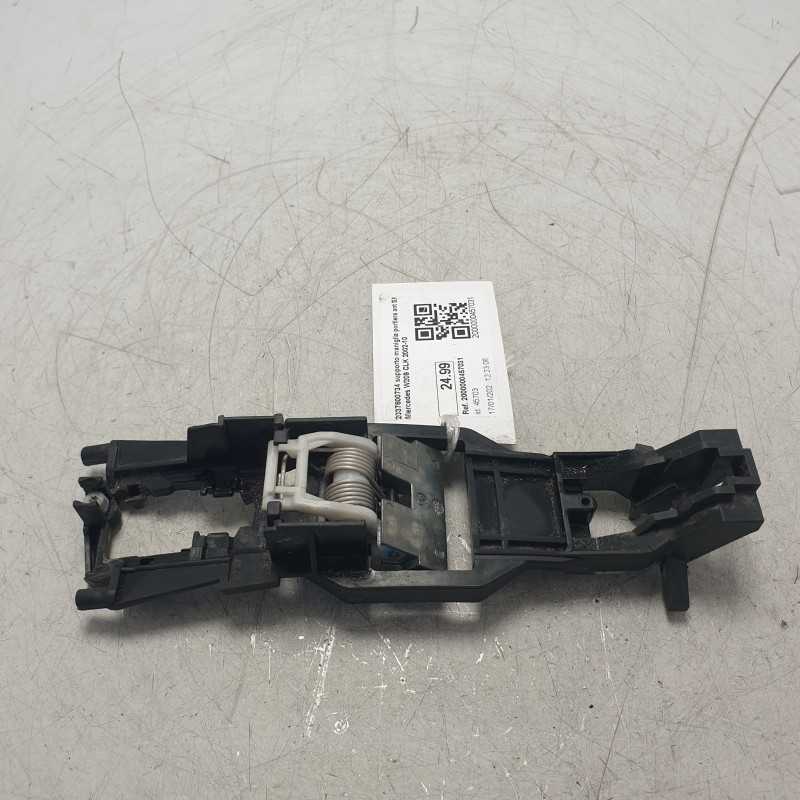 2037600734 supporto maniglia portiera ant SX Mercedes W209 CLK 2002-10