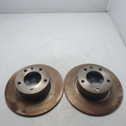 34111151632 coppia dischi freni ant BMW E28 Serie 5 1980-87 nuovi ma in cattivo stato conservazione