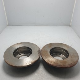34111151632 coppia dischi freni ant BMW E28 Serie 5 1980-87 nuovi ma in cattivo stato conservazione