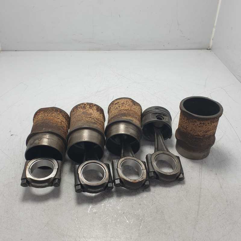 Serie kit x4 canne camicie cilindri bielle e pistoni Peugeot 205 106 1300cc Rallye 1986-96