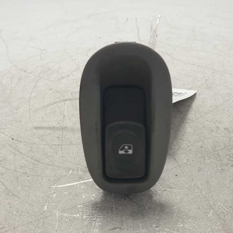 7700836267 Interruttore pulsante alzacristalli alzavetro post sx Renault Scenic RX4 1.9 DCI 2002