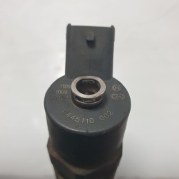 0445110002 iniettore carburante diesel Alfa Romeo 147 1.9 JTD Bosch gasolio