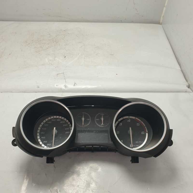 50533129 quadro strumenti contachilometri Alfa Romeo Giulietta 940 1.6 JTDM 77 KW 2015