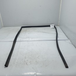 Mitsubishi Pajero MK3 V60-70 SW 5P DI-D 1999-06 guarnizione vetro portiera post SX MR436791