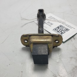 MR342055 Fermo porta cerniera tirante ant dx Mitsubishi Pajero III DI-D V6W V7W 3p 4x4 2001-07
