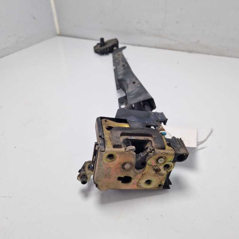 Lancia Y 1.1i 40 KW 1996-04 serratura portiera SX 46759792