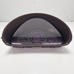 Mercedes A209 CLK 200...