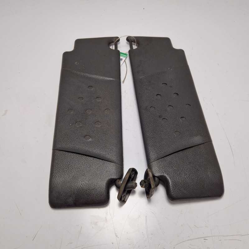 Renault Express Rapid 1.9 D 1995-98 coppia alette pantine parasole SX DX 7701204213