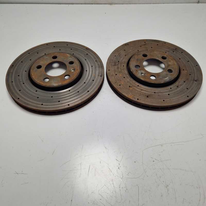 VW Passat B6 3C 2005-10 coppia dischi freni anteriori ventilati diam 287 mm foro interno 136 mm