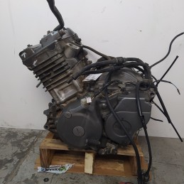 Yamaha XTZ 750 Tènèrè 1998 Motore completo 3LD alcuni segni sul coperchio testata e un perno rotto