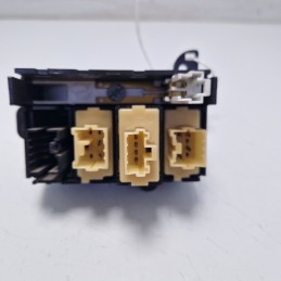 Mitsubishi Space Wagon MK2 2.0 B 98 KW 1992-98 pulsantiera cruscotto lato SX 