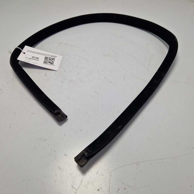 Alfa Romeo Giulietta 940 2010-20 Guarnizione tenuta guida interna porta post Sx 50509895