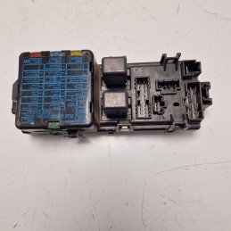 Mitsubishi Space Wagon MK2 2.0 B 98 KW 1992-98 scatola porta fusibili body computer