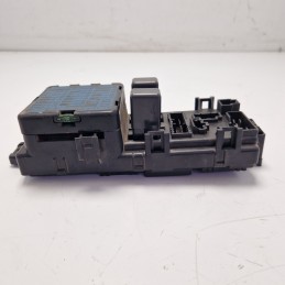Mitsubishi Space Wagon MK2 2.0 B 98 KW 1992-98 scatola porta fusibili body computer
