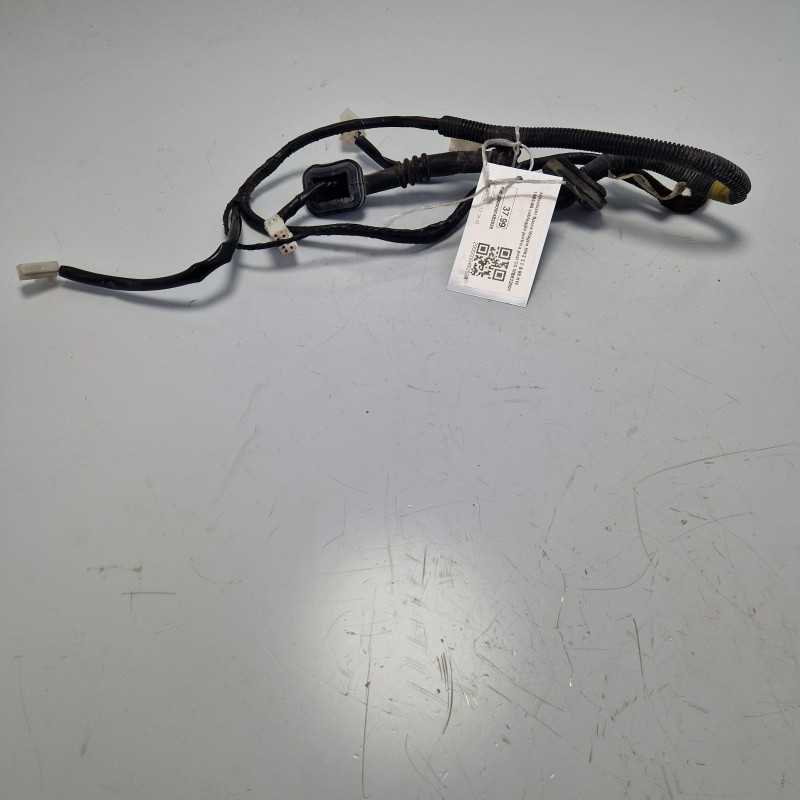 Mitsubishi Space Wagon MK2 2.0 B 98 KW 1992-98 cablaggio portiera post DX MB823501