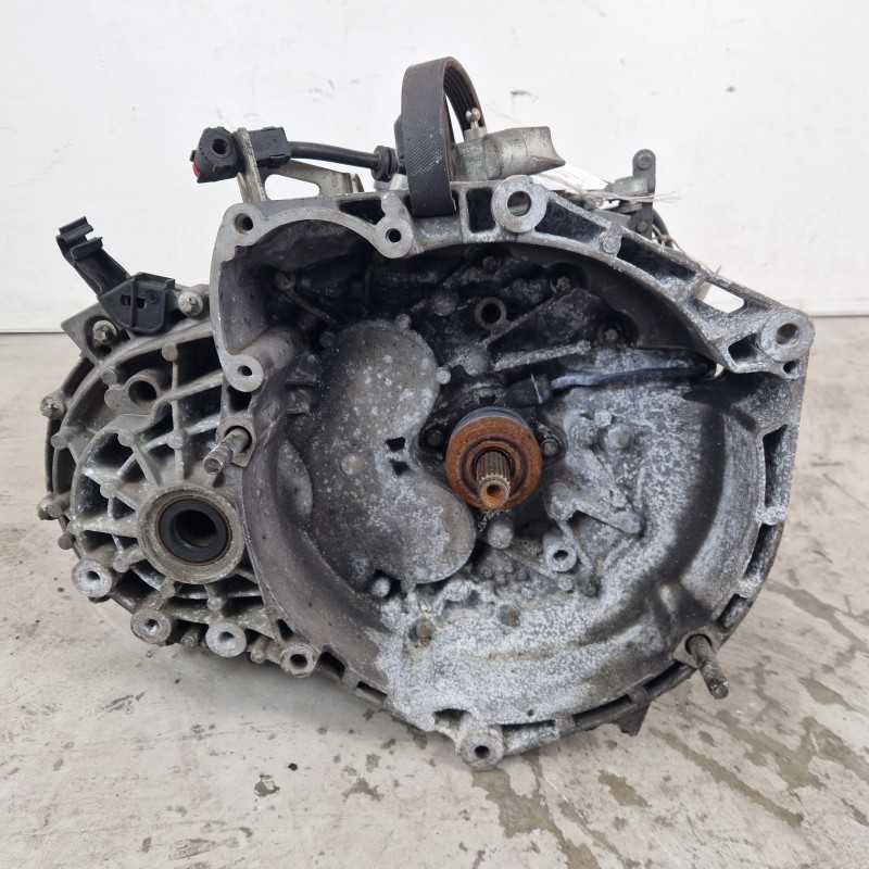 Alfa Romeo Giulietta 940 2.0 JTDM 125 KW 2010-20 cambio manuale 55216183 campana danneggiata