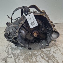 Cambio manuale 5 marce...