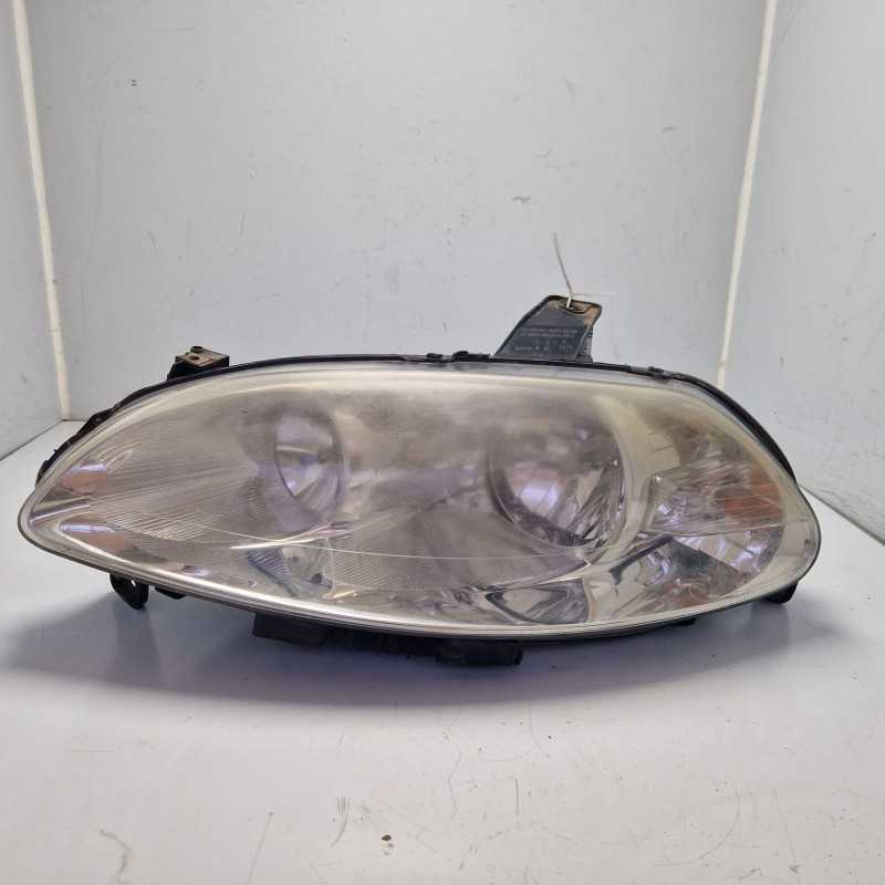 Faro fanale proiettore ant SX Fiat Croma MK2 194 2005-11 0318133213 da lucidare