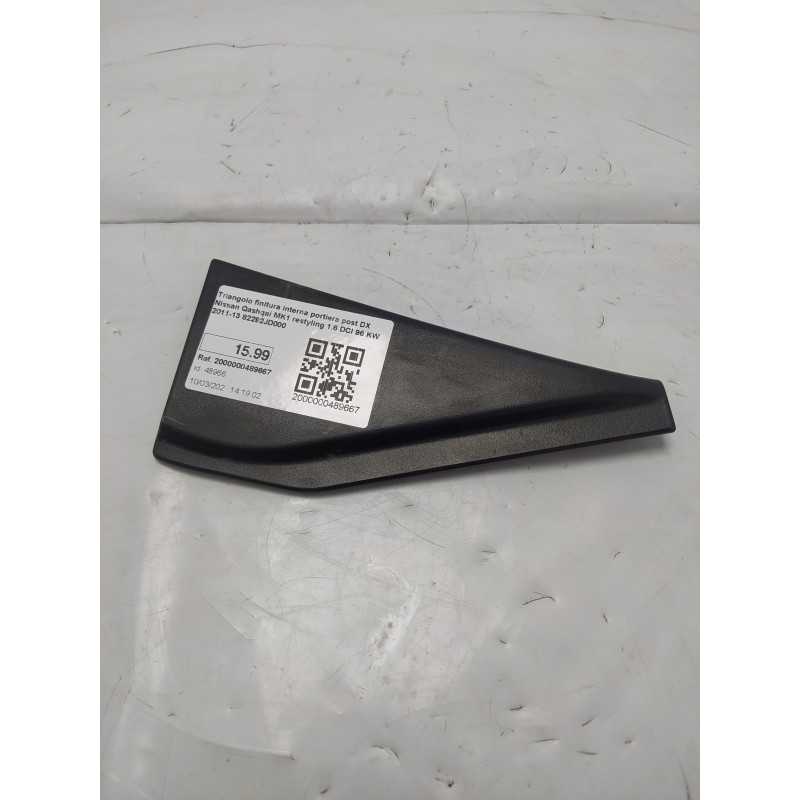 Triangolo finitura interna portiera post DX Nissan Qashqai MK1 restyling 1.6 DCI 96 KW 2011-13 82292JD000