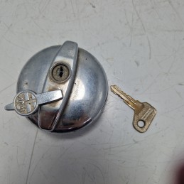 Tappo carburante Alfa Romeo Spider 115 1971-79 originale cromato con chiave da revisionare