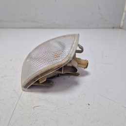 Fanalino freccia ant DX Audi 80 MK4 B4 8C 2.0 B 66 KW 1991-95 8A0953050A un supporto rotto